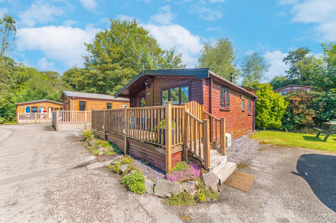 Bowness 45 - 2 Bedroom Lake Windermere Lodge エクステリア 写真
