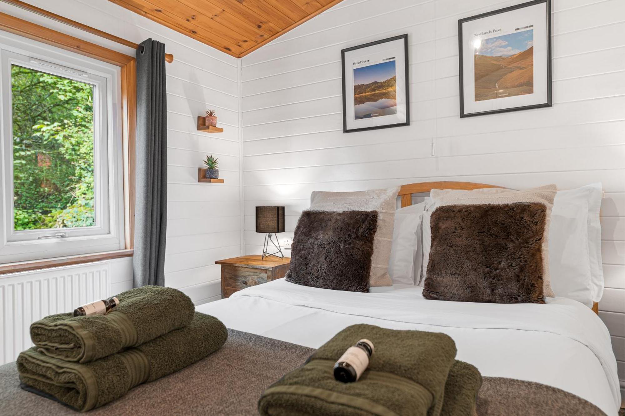 Bowness 45 - 2 Bedroom Lake Windermere Lodge エクステリア 写真